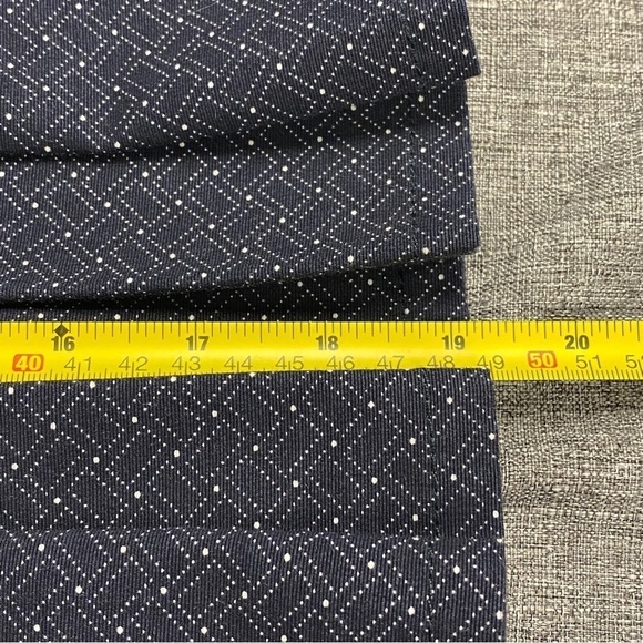 Ann Taylor geo shape print skirt womens size 10 pockets pleat and button detail - Picture 7 of 7